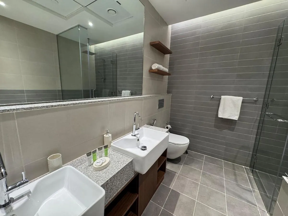 Ashri Luxe Apt, With Dubai Frame Only 5 Mins Downtown Dubai Near Metro Apartment
