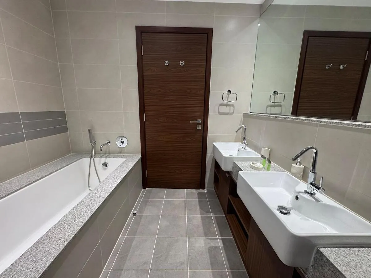 Ashri Luxe Apt, With Dubai Frame Only 5 Mins Downtown Dubai Near Metro 0*,