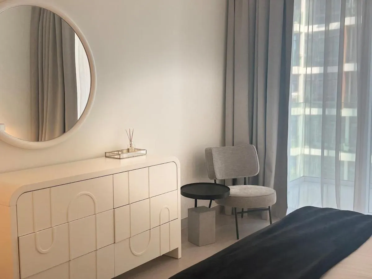 Ashri Luxe Apt, With Dubai Frame Only 5 Mins Downtown Dubai Near Metro