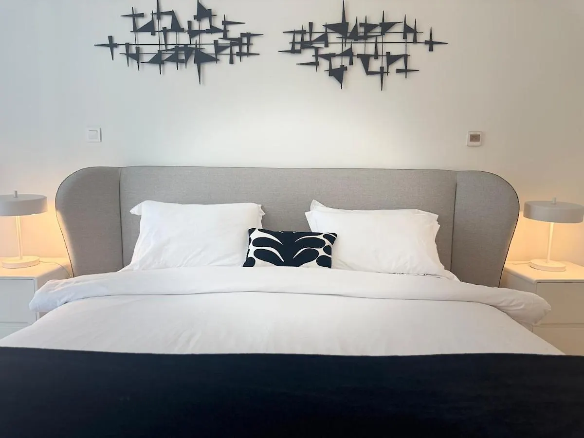 Ashri Luxe Apt, With Dubai Frame Only 5 Mins Downtown Dubai Near Metro Apartment